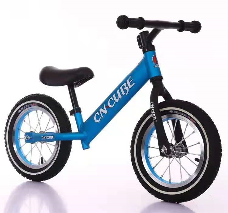 Kids balance bike