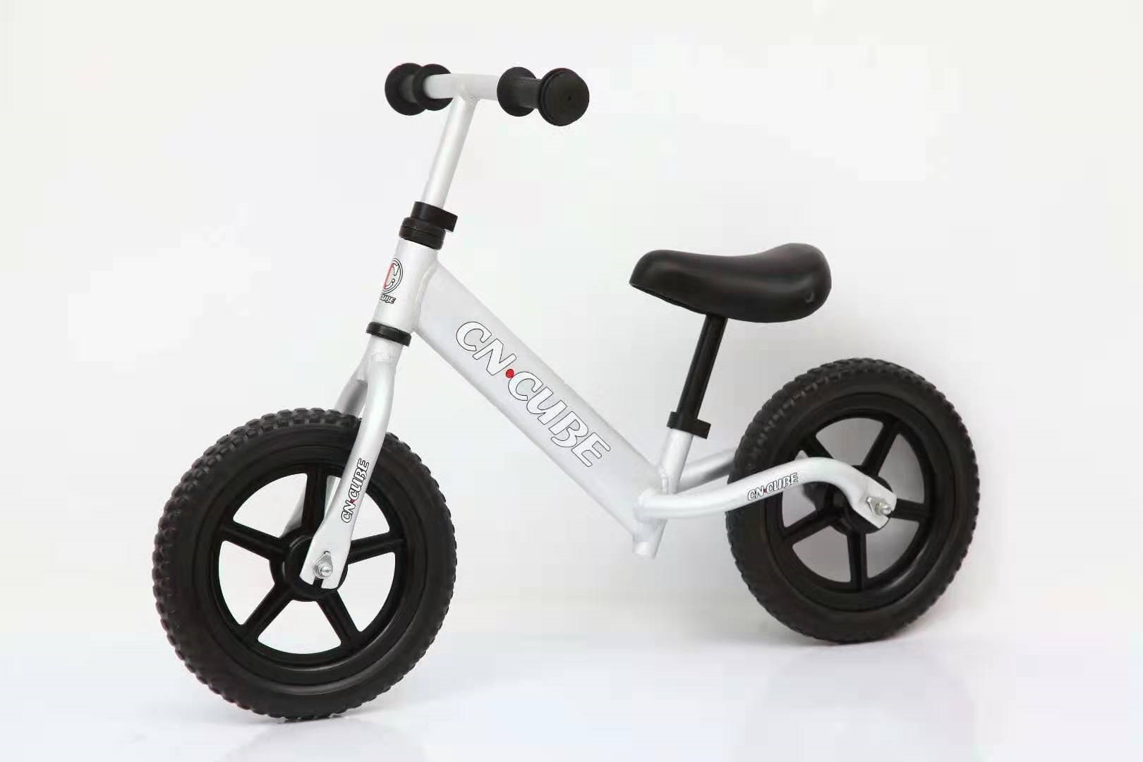 Kids balance bike